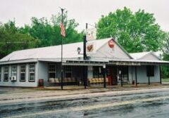 leona-general-store